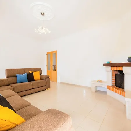 فيلة Villa In Gale Near Gale Beach With Pool البوفيرا